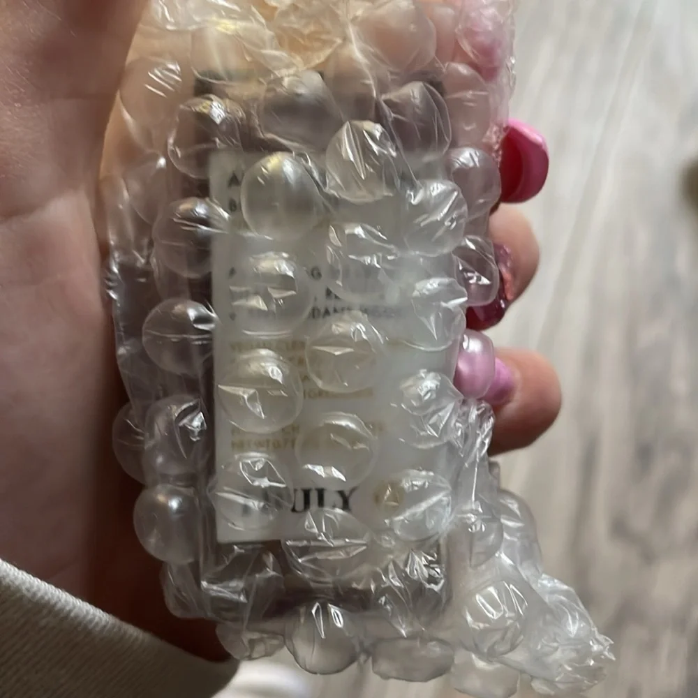 BRAND NEW! Buns and Boobs minis kit by TRULY - Picture 9 of 13